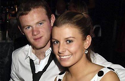 Εκότο: «Πηγαίνει με πόρνες ο Ρούνεϊ»!