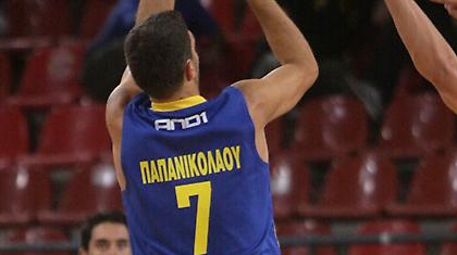 Πρώτη «πτήση», με Παπανικολάου απ’ τα παλιά