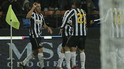 Υπέταξε τη Μίλαν η «Κυρία» (video)