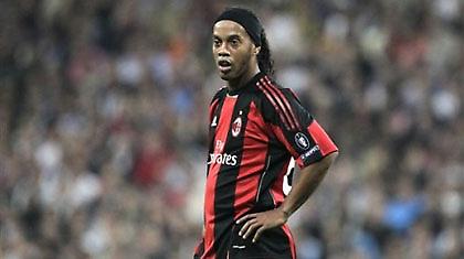 Ενοχλημένος ο Ροναλντίνιο με την τακτική της Μίλαν!