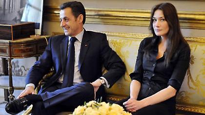 Στόχος ο Σαρκοζί!