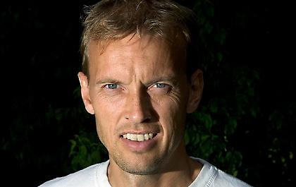 Χένρικσεν: «Ελπίζω στη νίκη, αλλά βλέπω ισοπαλία»