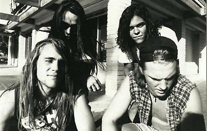 KYUSS Lives!