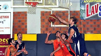 Τριάδα για φίλημα