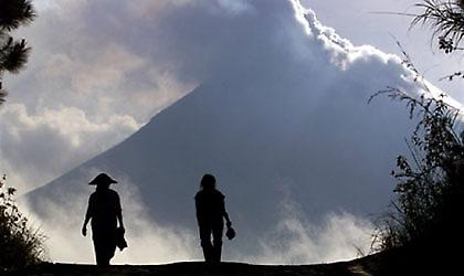 Νέα έκρηξη του ηφαιστείου Μεράπι στην Ινδονησία