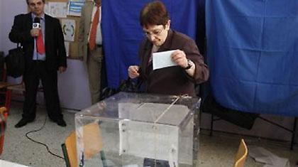 Ψήφισε στου Γκύζη η Αλέκα Παπαρήγα