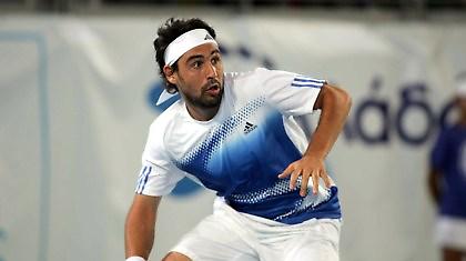 Πτώση μιας θέσης για Παγδατή