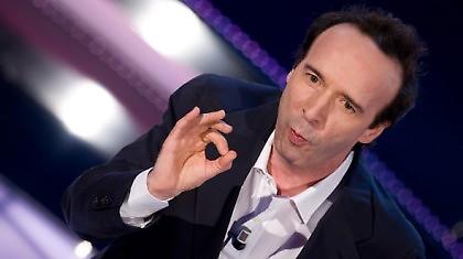 «Καυστική» σάτιρα του Ρομπέρτο Μπενίνι για τον Μπερλουσκόνι