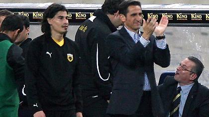 Παλεύει με το «μικρό και ευέλικτο ρόστερ»