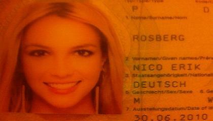 Britney… Ρόσμπεργκ!