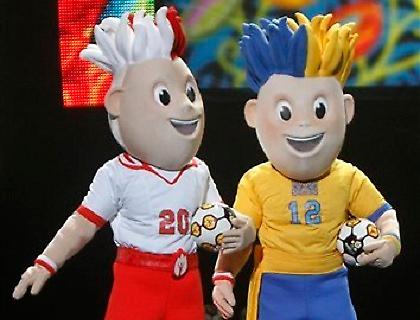 Δίδυμα οι μασκότ Πολωνίας και Ουκρανίας