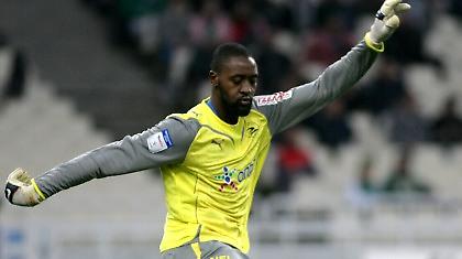 Στην εθνική Καμερούν ο Ιτάνζ!