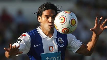 «Ροσονέρο» ο Φαλκάο;