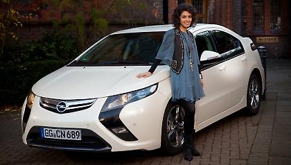 Η νέα πρέσβειρα της Opel