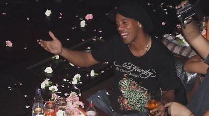 Δεν ξεχνά την τέχνη του ο Ροναλντίνιο