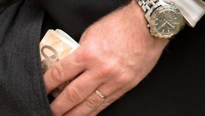 Απατεώνες με παιδί εξαπάτησαν ηλικιωμένη!