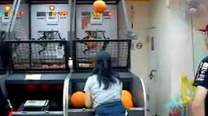 Σπανούλης, Νίκολας και… αηδίες! (video)