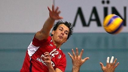 Για την πρώτη νίκη…