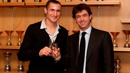 Για πάντα «μπιανκονέρο» ο Κιελίνι