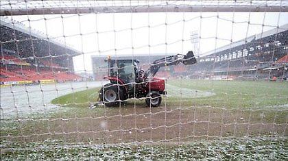 Αναβολή στο Νταντί Γιουν.-Ρέιντζερς