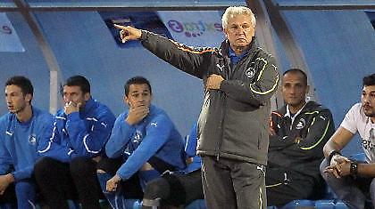 «Με προβληματίζουν οι απουσίες ενόψει Ολυμπιακού»