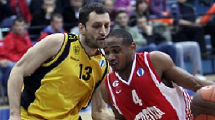 Στο χέρι τους...