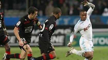 Κόλλησαν στο μηδέν Μαρσέιγ, Ρεν