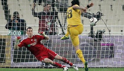 Στο Europa 4 πέναλτι και στην Σούπερ Λίγκα… μόλις ένα!