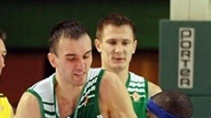 «Θρίλερ» σε κίτρινο φόντο