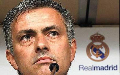 Μουρίνιο: «Χαίρομαι που με ζηλεύουν»