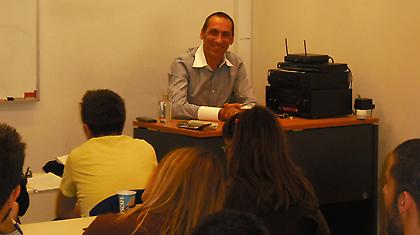 Δώνης: «Πρώτα απ’ όλα η παραμονή»