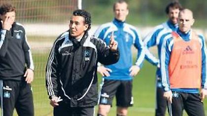 Προς το παρόν «κολλάει» του Μονίζ