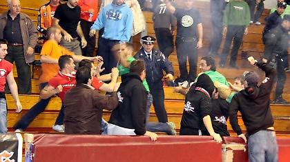 Ξύλο στο Ολ. Βόλου-Παναθηναϊκός (pics)