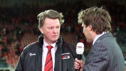 Φαν Γκάαλ: «Έχει απομακρυνθεί πάρα πολύ η Ντόρτμουντ»