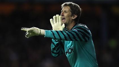 Μακριά και αγαπημένοι!