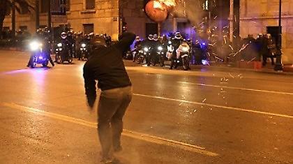 Νύχτα μνήμης αλλά και έντασης