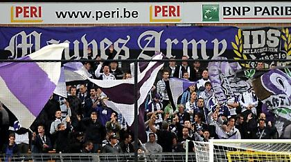 Με τη δύναμη της έδρας