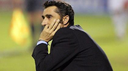 Αυτός αποφασίζει