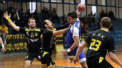 Άνετα η ΑΕΚ, πήρε το ντέρμπι ο ΠΑΟΚ