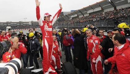 Αντίο με επαίνους και δώρα! (vid)