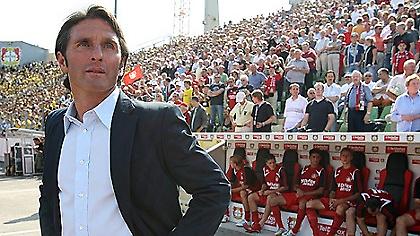 Ο Λαμπαντία στον πάγκο της Στουτγκάρδης