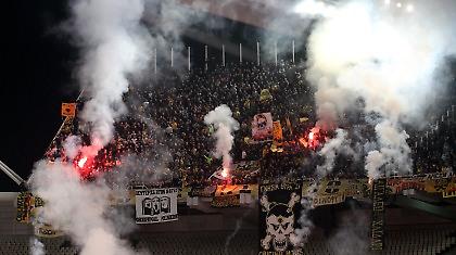 Ακούει ο λαός της ΑΕΚ;