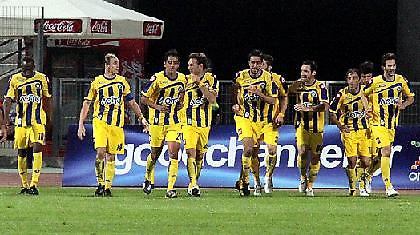 Τους έταξε πριμ ο Μπάκος!