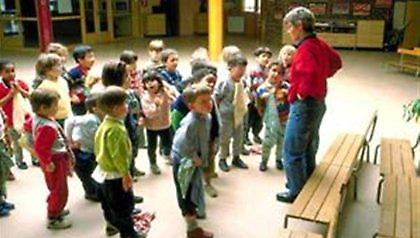 Ελεύθερα τα παιδάκια στον παιδικό σταθμό στη Γαλλία