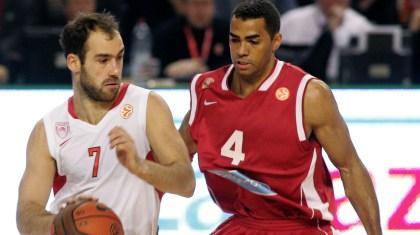 Ένα βήμα πιο κοντά...