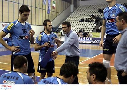 Υποκλίθηκε στην Ματσεράτα