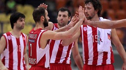 Να δώσει (και) κόκκινο χρώμα στην κορυφή!