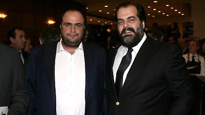 Μαρινάκης-Πατέρας μαζί σε σύσκεψη για τη βία!