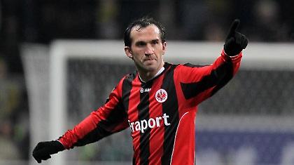 «Βγάζω το καπέλο στον Γκέκα»