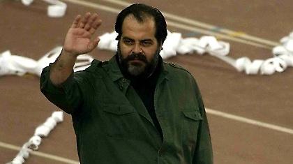 Σκέφτεται την αποχώρηση ο Πατέρας!